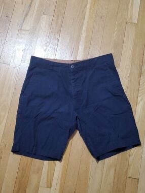 H&M Divided Dark Blue Black Flat-Front Men's Shorts